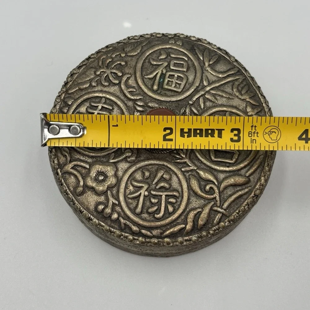 Vintage Metal Silver Tone Jewelry Trinket‎ Pill Box Oriental Etched